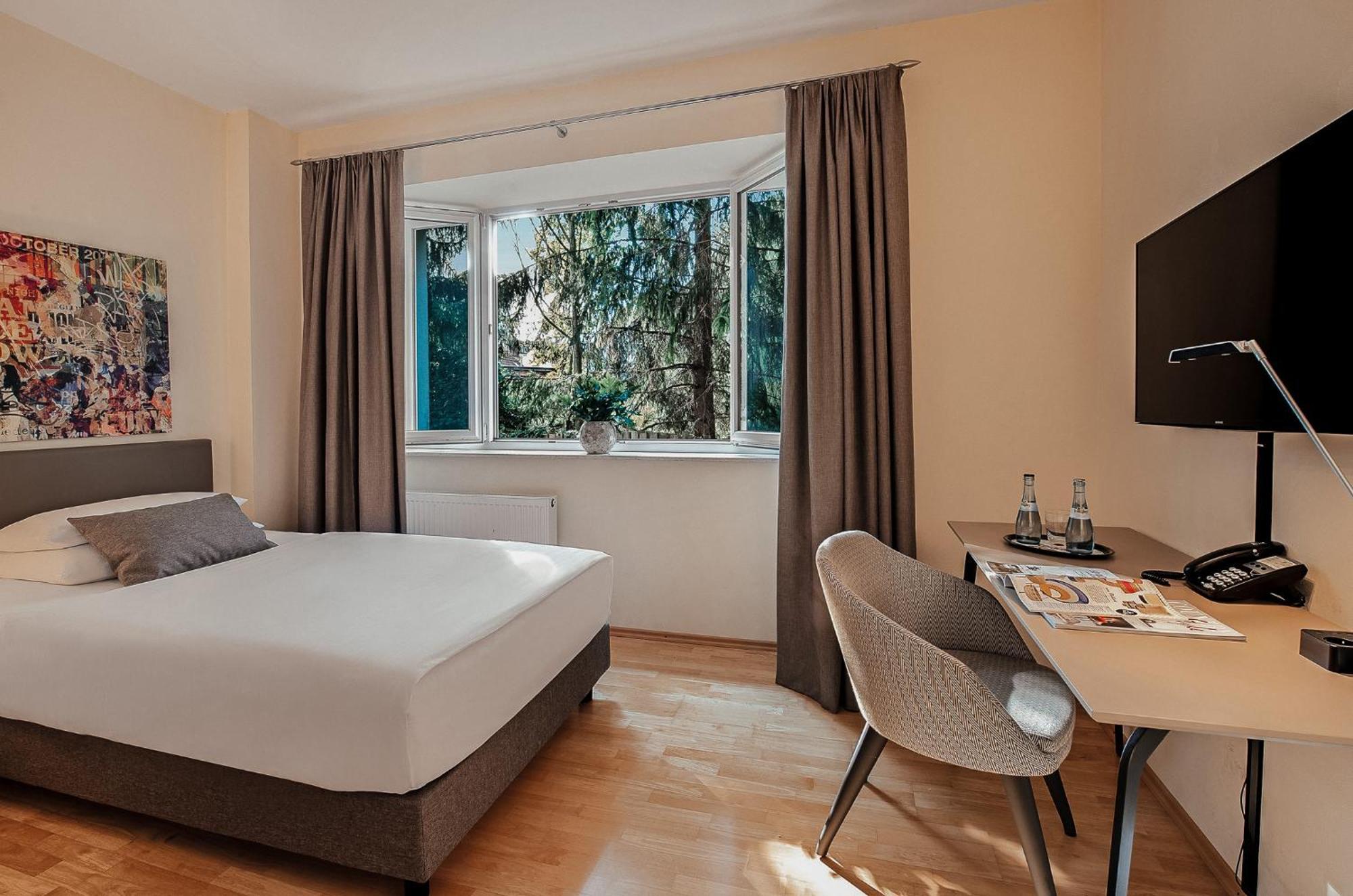 Hotel Villa Medici Bad Schönborn Extérieur photo